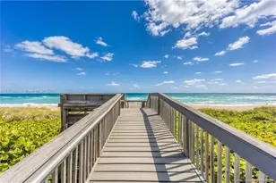 669 NE Plantation Rd, Stuart, FL 34996 - Photo 4