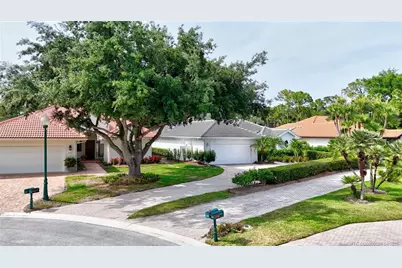 3390 SE Putnam Court, Stuart, FL 34997 - Photo 2