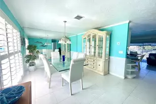 880 SE Degan Dr, Port Saint Lucie, FL 34983 - Photo 2