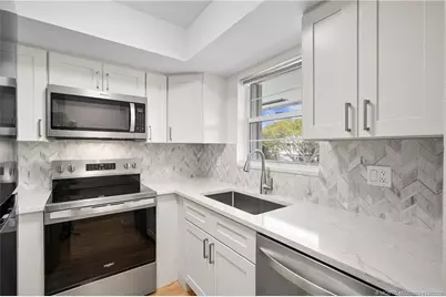 2929 SE Ocean Boulevard #108-7, Stuart, FL 34996 - Photo 4