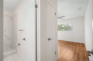 2929 SE Ocean Blvd, Stuart, FL 34996 - Photo 12