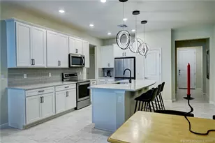 1843 SE Roxy Way, Stuart, FL 34996 - Photo 10