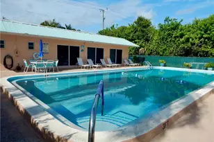 2950 SE Ocean Blvd, Stuart, FL 34996 - Photo 30