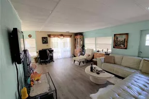 195 SE Trafalgar Terrace, Stuart, FL 34994 - Photo 4