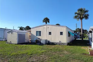 195 SE Trafalgar Terrace, Stuart, FL 34994 - Photo 38