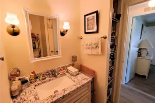 195 SE Trafalgar Terrace, Stuart, FL 34994 - Photo 36