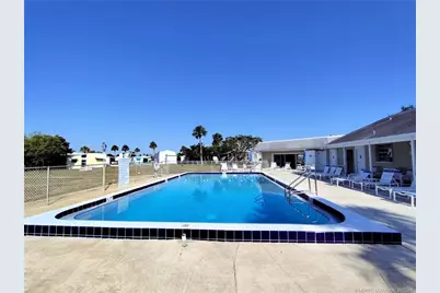 195 SE Trafalgar Terrace, Stuart, FL 34994 - Photo 50