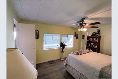 195 SE Trafalgar Terrace, Stuart, FL 34994 - Photo 18