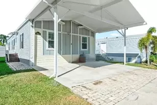 209 Plantation Blvd, Lake Worth, FL 33467 - Photo 4