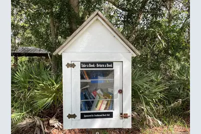 707 SE Pin Oak Terrace, Stuart, FL 34997 - Photo 6