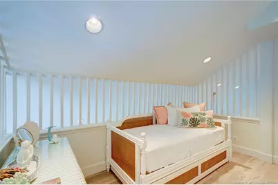 245 NE Macarthur Boulevard #11, Stuart, FL 34996 - Photo 34