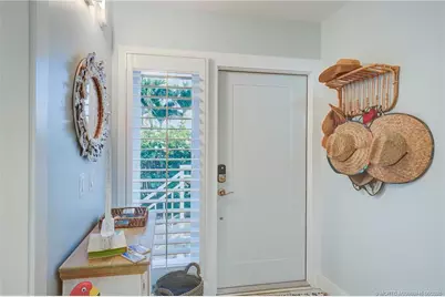 245 NE Macarthur Boulevard #11, Stuart, FL 34996 - Photo 6