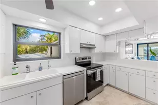3901 SE St Lucie Blvd, Stuart, FL 34997 - Photo 22