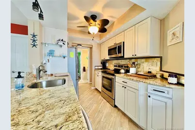 3236 SE Aster Lane #M225, Stuart, FL 34994 - Photo 10