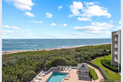 669 NE Plantation Road #405, Stuart, FL 34996 - Photo 1