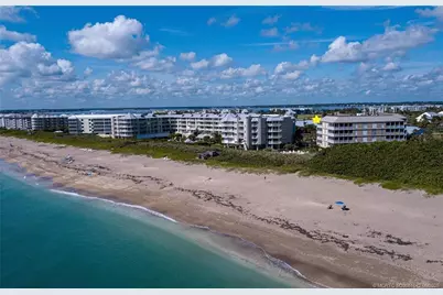 669 NE Plantation Road #405, Stuart, FL 34996 - Photo 2