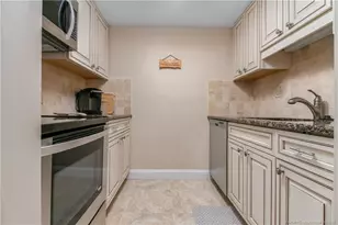 3792 NE Ocean Blvd, Jensen Beach, FL 34957 - Photo 6