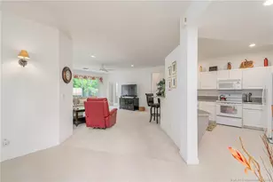 1573 SE Prestwick Ln, Port Saint Lucie, FL 34952 - Photo 8