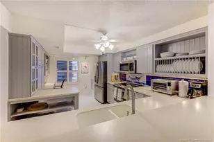 2571 NE Ocean Blvd, Stuart, FL 34996 - Photo 8