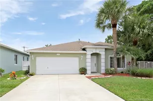 4735 SE Winter Haven Ct, Stuart, FL 34997 - Photo 4