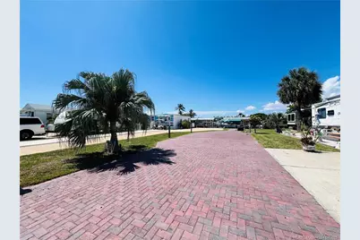 10851 S Ocean Drive #125, Jensen Beach, FL 34957 - Photo 4