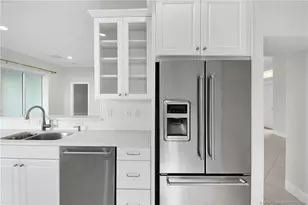 1147 NW Mossy Oak Way, Jensen Beach, FL 34957 - Photo 16