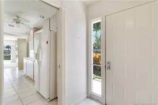 1260 NW Bentley Cir, Port Saint Lucie, FL 34986 - Photo 6