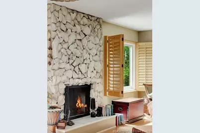 221 SE Coconut Avenue, Stuart, FL 34996 - Photo 8