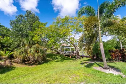 2950 SE Ocean Boulevard #121-1, Stuart, FL 34996 - Photo 54