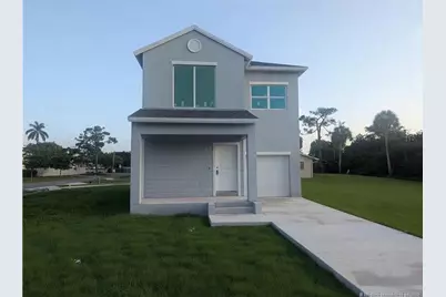 2565 SE Bonita Street, Stuart, FL 34997 - Photo 2