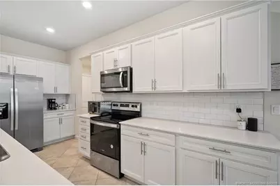 1806 SE Ocean Cove Way, Stuart, FL 34996 - Photo 10