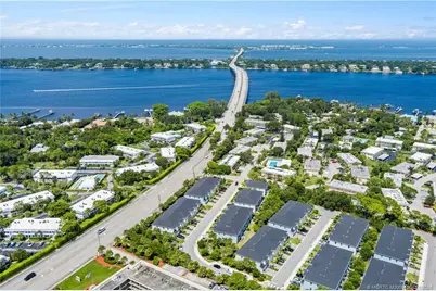 1806 SE Ocean Cove Way, Stuart, FL 34996 - Photo 30