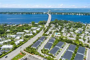 1806 SE Ocean Cove Way, Stuart, FL 34996 - Photo 30