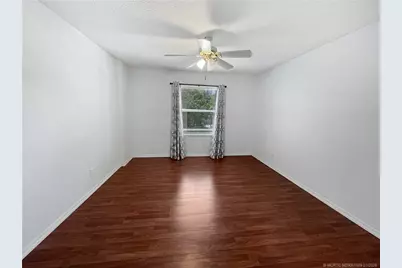 8006 SW Yachtsmans Drive, Stuart, FL 34997 - Photo 16