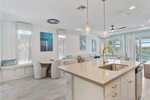 10975 SW Magenta Ln, Port Saint Lucie, FL 34987 - Photo 10