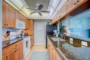 333 NE Golfview Circle, Stuart, FL 34996 - Photo 22