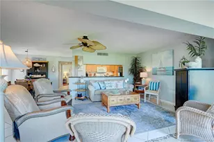 333 NE Golfview Circle, Stuart, FL 34996 - Photo 8