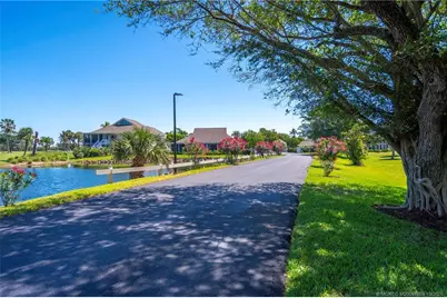 333 NE Golfview Circle #333, Stuart, FL 34996 - Photo 24