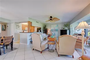 333 NE Golfview Circle, Stuart, FL 34996 - Photo 10