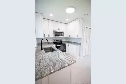 865 SW 34th Terrace, Palm City, FL 34990 - Photo 4