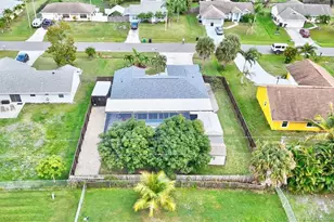 2474 SE Marseille St, Port Saint Lucie, FL 34952 - Photo 46