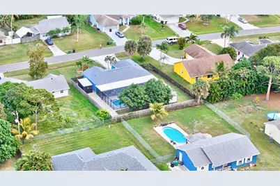 2474 SE Marseille Street, Port Saint Lucie, FL 34952 - Photo 44