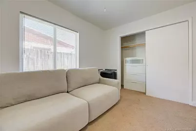 5225 NE 5th Avenue, Oakland Park, FL 33334 - Photo 10