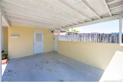 5225 NE 5th Avenue, Oakland Park, FL 33334 - Photo 22