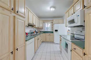 5225 NE 5th Ave, Oakland Park, FL 33334 - Photo 6