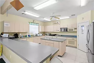 144 SE Tudor Ct, Stuart, FL 34994 - Photo 34