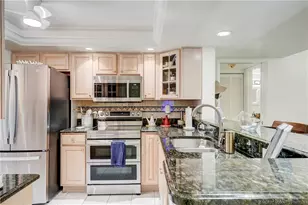 10 NE Plantation Rd, Stuart, FL 34996 - Photo 6