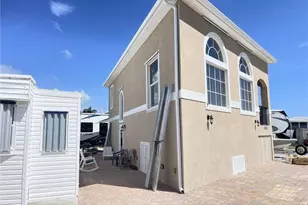 1313 Nettles Blvd, Jensen Beach, FL 34957 - Photo 4