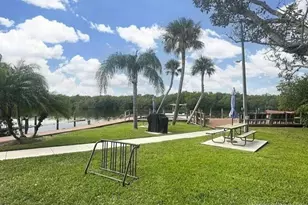 421 SW South River Dr, Stuart, FL 34997 - Photo 28