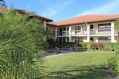 421 SW South River Drive #107, Stuart, FL 34997 - Photo 2